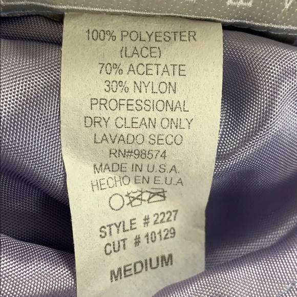 Formal dress - Picture 5 of 5